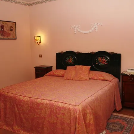 Salimbeni Landhaus San Severino Marche